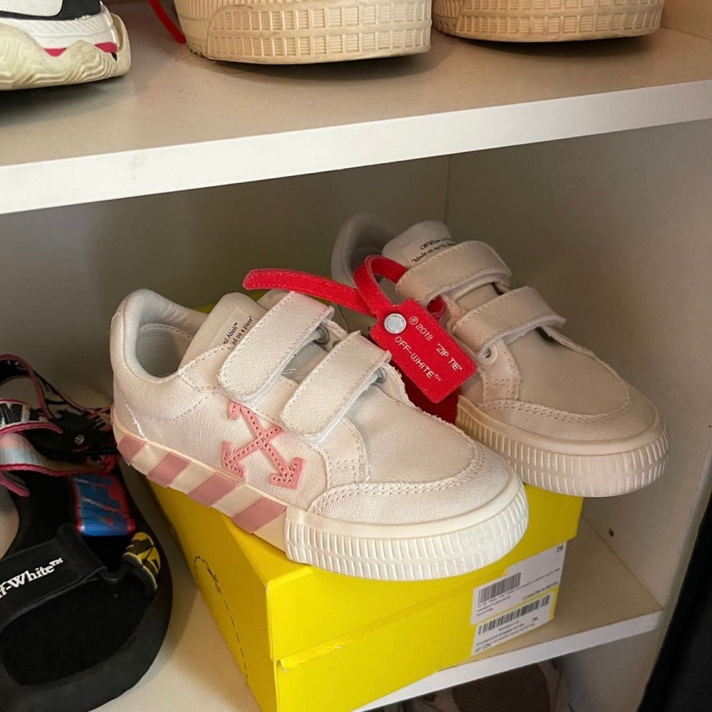 Off-white sneackers kids